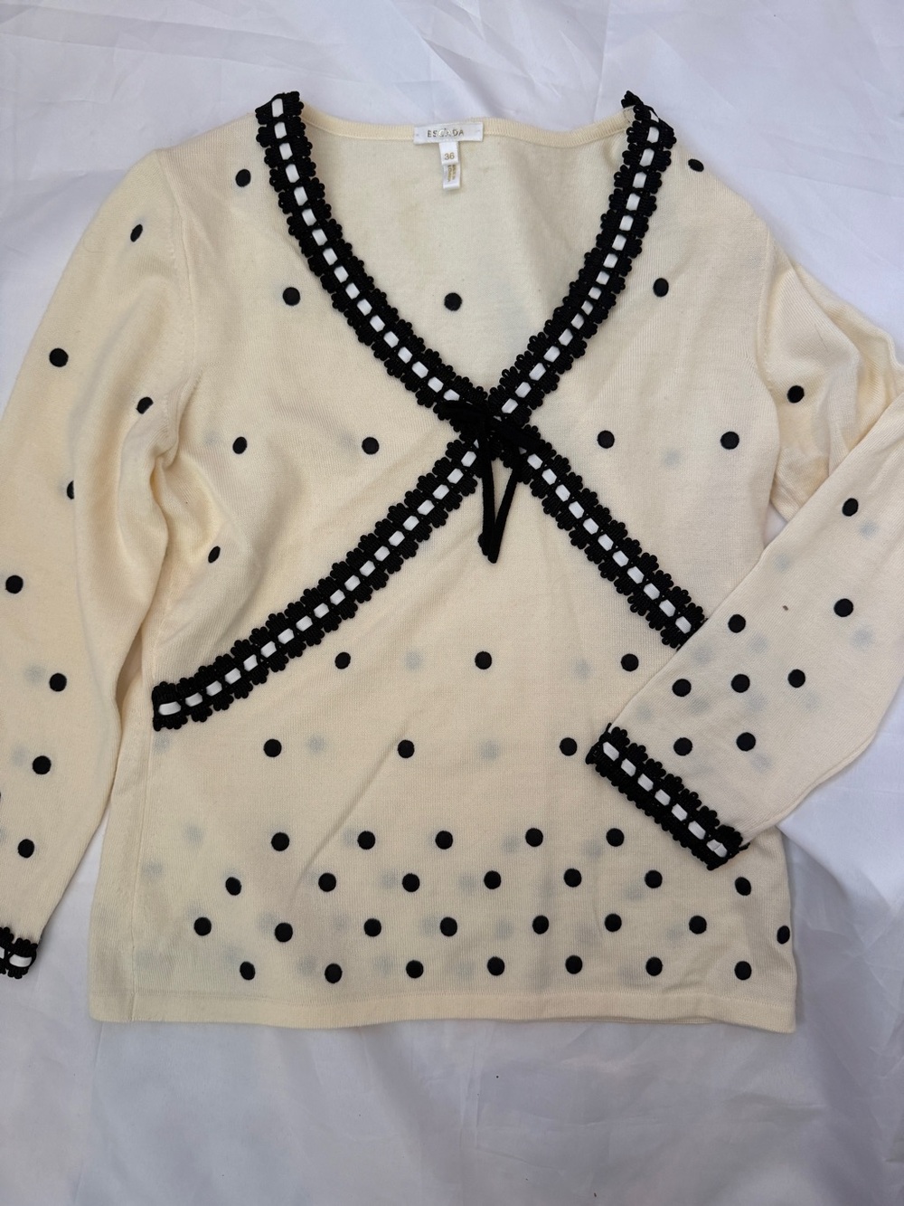 ESCADA Cream & Black Polka Dot Knit Sweater Top Bow Detail EU 36 US 4/6